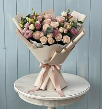 Букет цветов из:  Розы и Лизиантусы в Новощербиновской