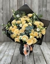 Букет цветов из:  Розы и Лизиантусы в Новощербиновской