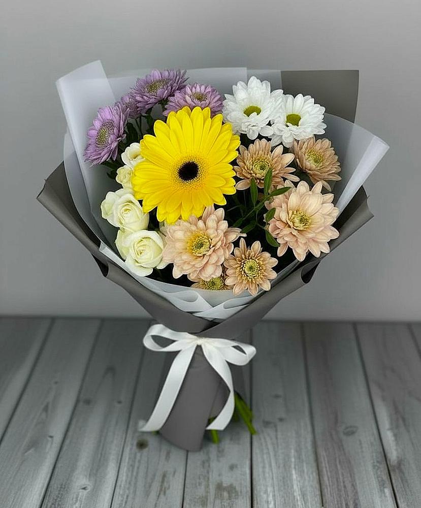 Букет цветов из: Розы, Герберы и Хризантемы в Новощербиновской