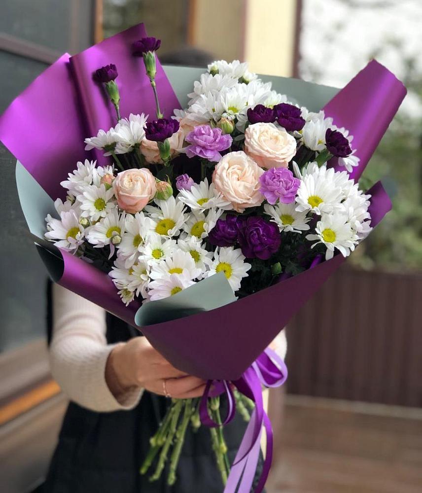 Букет цветов из: Хризантемы, Гвоздики и Розы в Новощербиновской