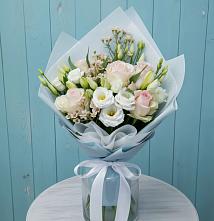 Букет цветов из:  Розы и Лизиантусы #REPLACE_PRED# Новощербиновской