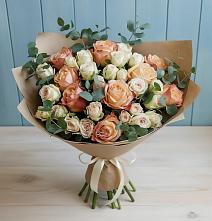 Букет цветов из:  Альстромерии и Розы в Новощербиновской